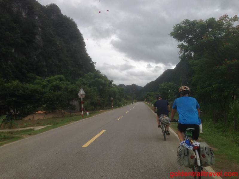 Cycle Tour from Grand Hanoi to Ho Chi Minh City 21 Days